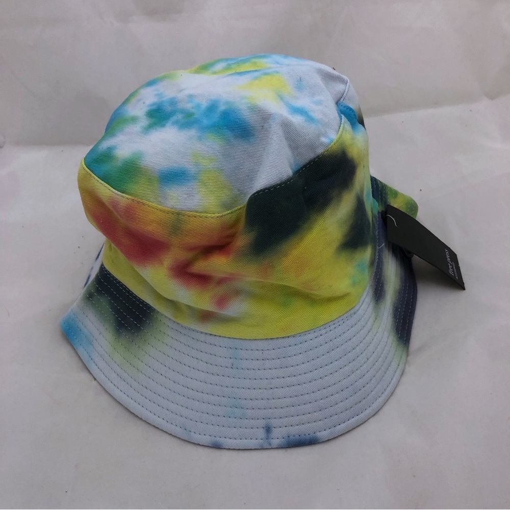 Free Press Tie Dye Bucket Hat
